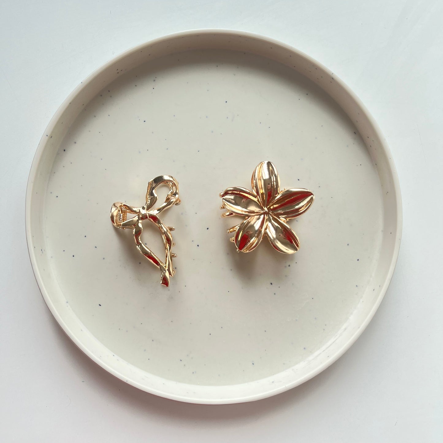 Metal Hair Claw Set – Gold Bow & Flower Claw Clips for Women