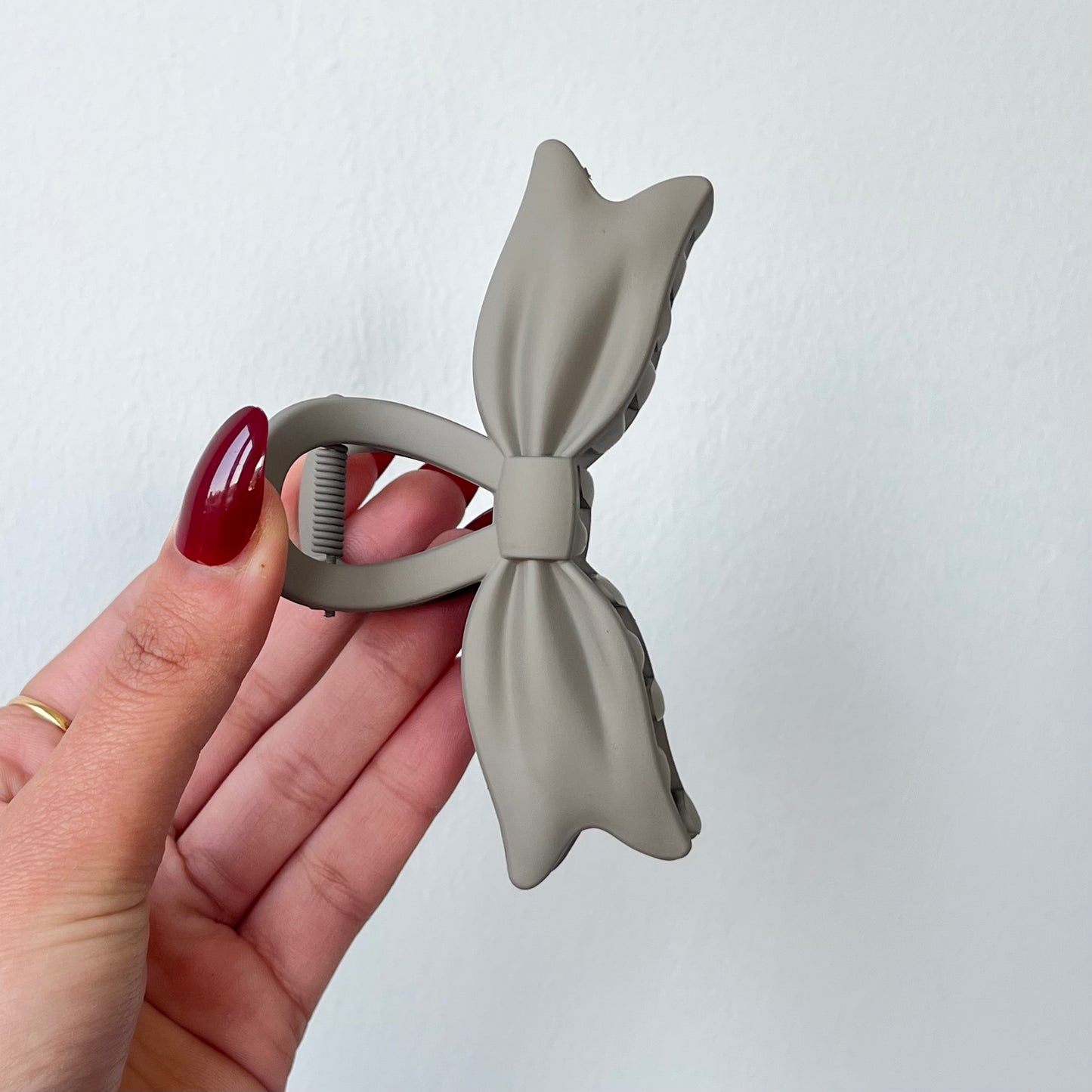 Matte Bow Hair Claw Clip β Elegant Soft Touch Ribbon Claw for Women & Girls