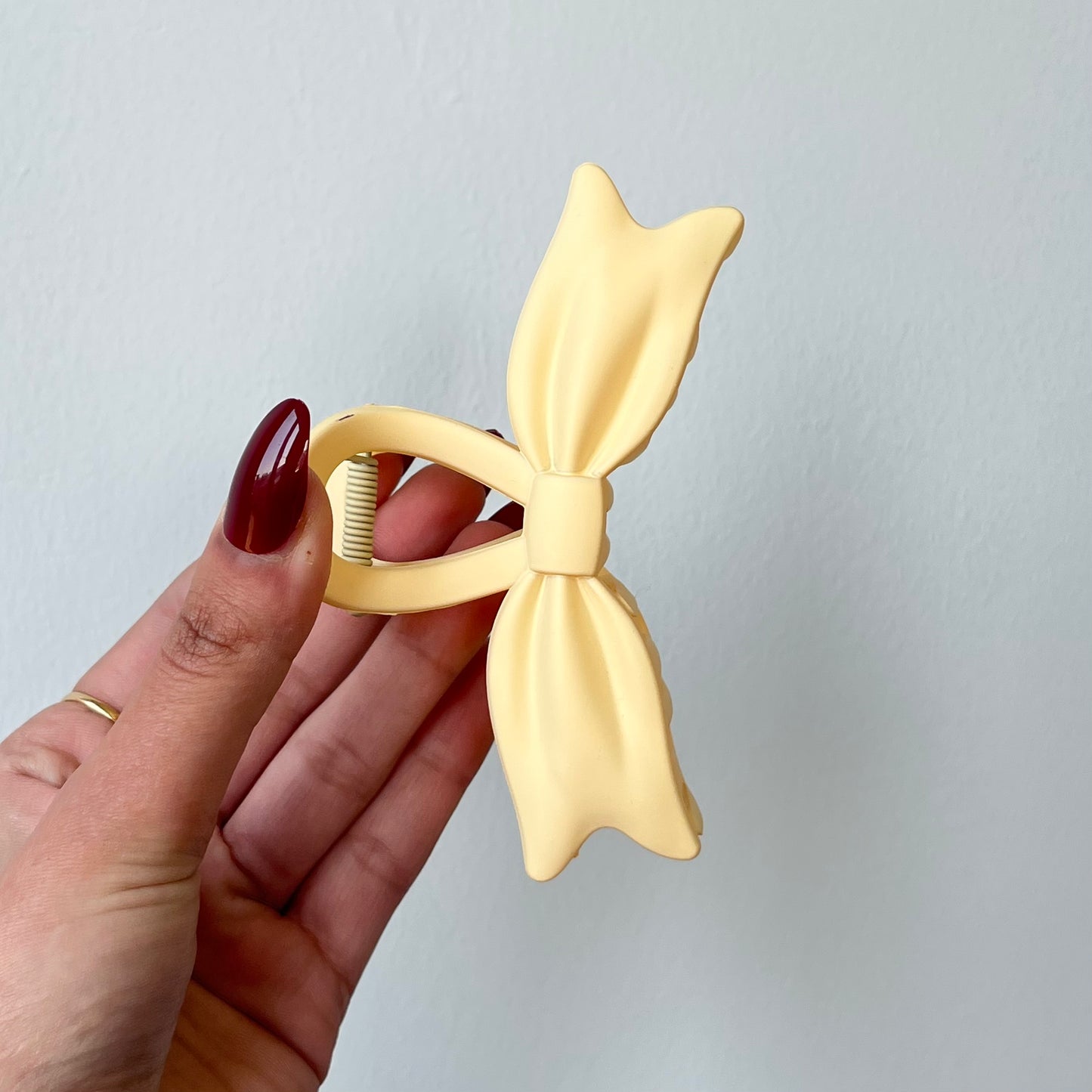 Matte Bow Hair Claw Clip β Elegant Soft Touch Ribbon Claw for Women & Girls